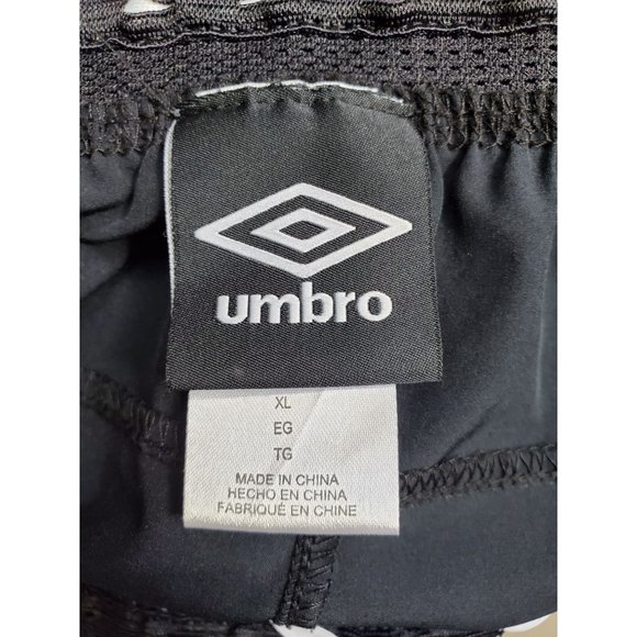 Umbro Shorts XL Black Spell Out Reflective Polyester Spandex - Picture 5 of 5